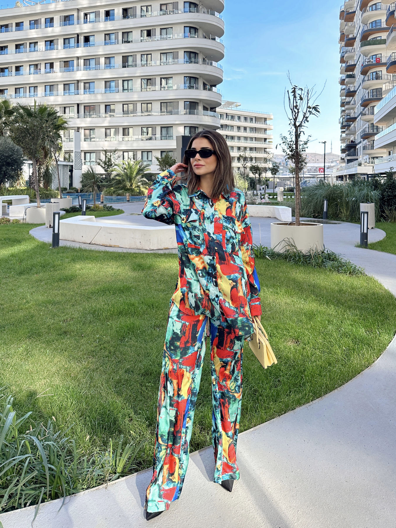 https://customers.birissine.com/public/uploads/product_gallery/700-3365_000 (1).jpg